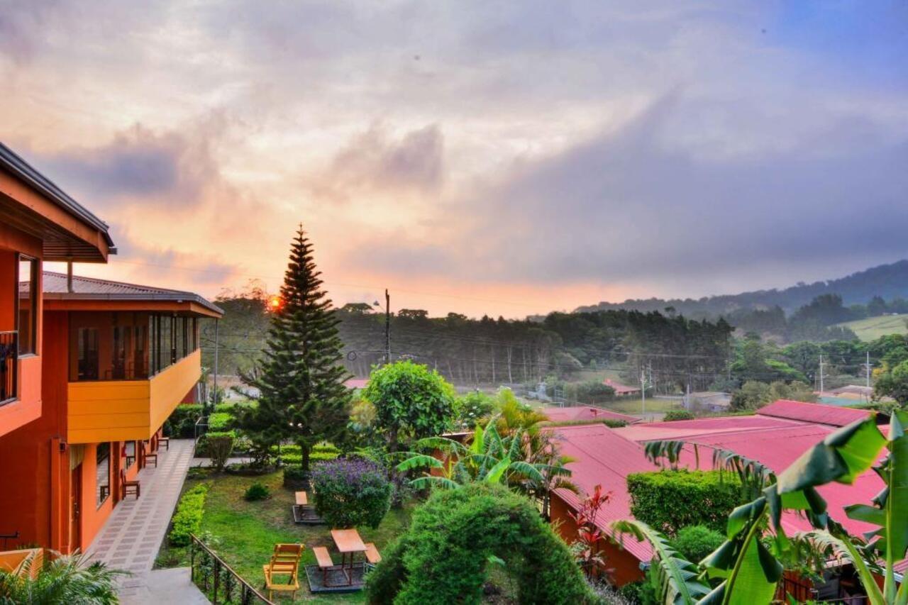 Hotel Cipreses Monteverde Exterior foto