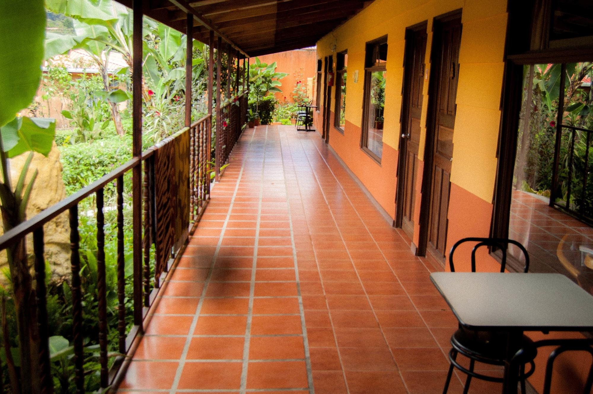 Hotel Cipreses Monteverde Exterior foto